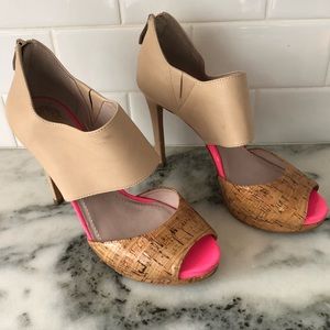 7.5 patent cork and leather at the top